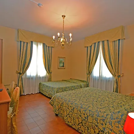 Hotel Residence 3*